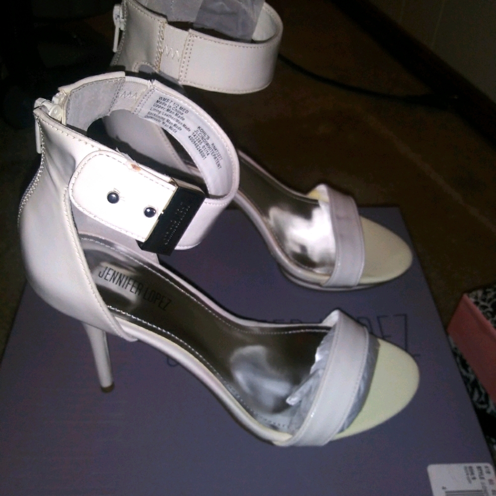 J.Lo high heels